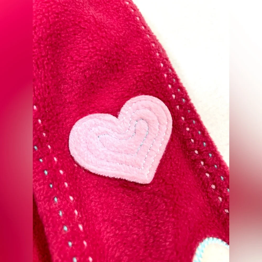 GAP KIDS Girls Valentine Hearts Fleece Winter Scarf Valentine’s‎ Day Embroidered